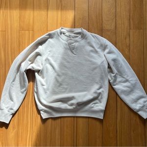 UNIQLO cream crewneck sweatshirt